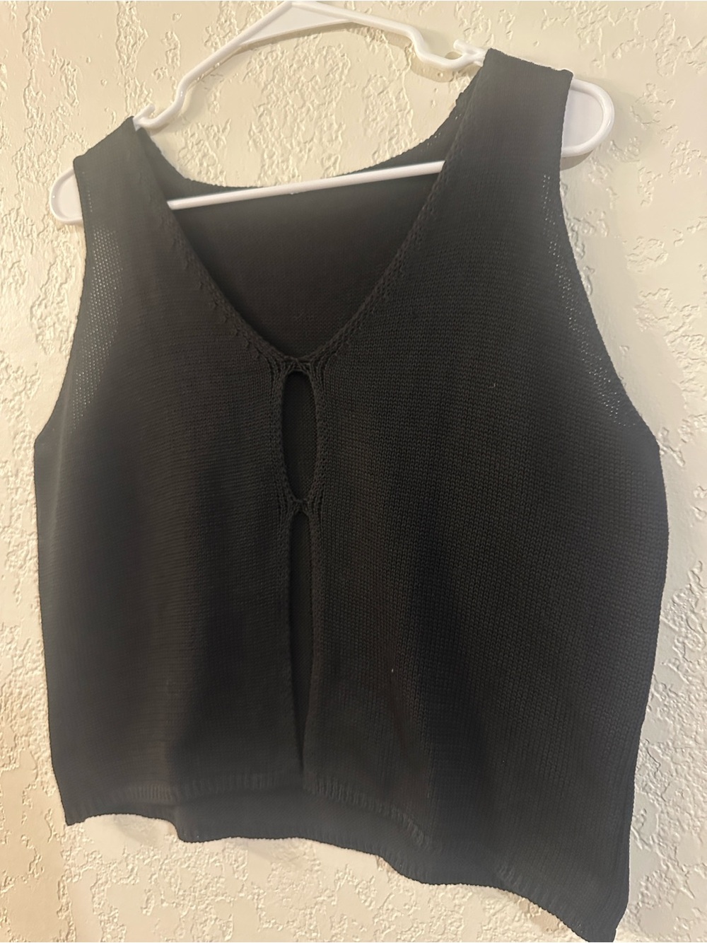 Black Knit Keyhole Open Front Sleeveless Top